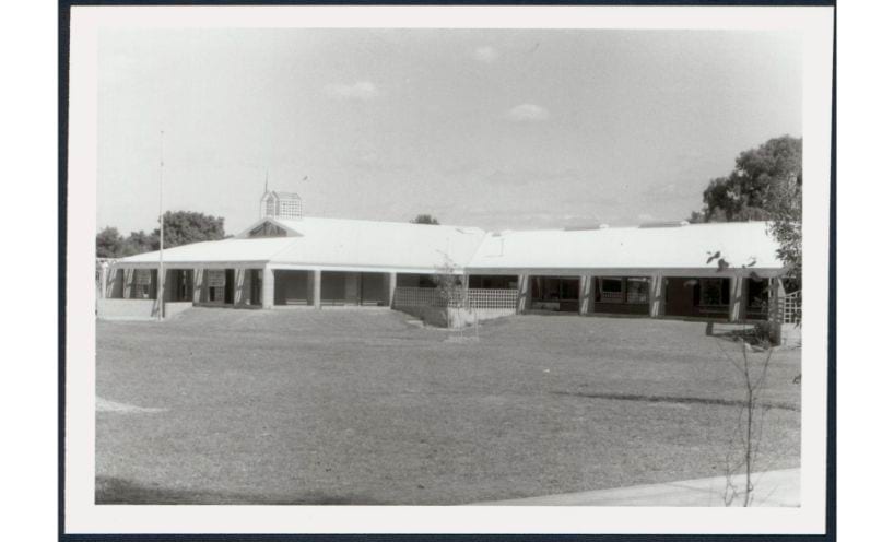 View across lawn of new single storey building at Benalla Primary School in 1987.