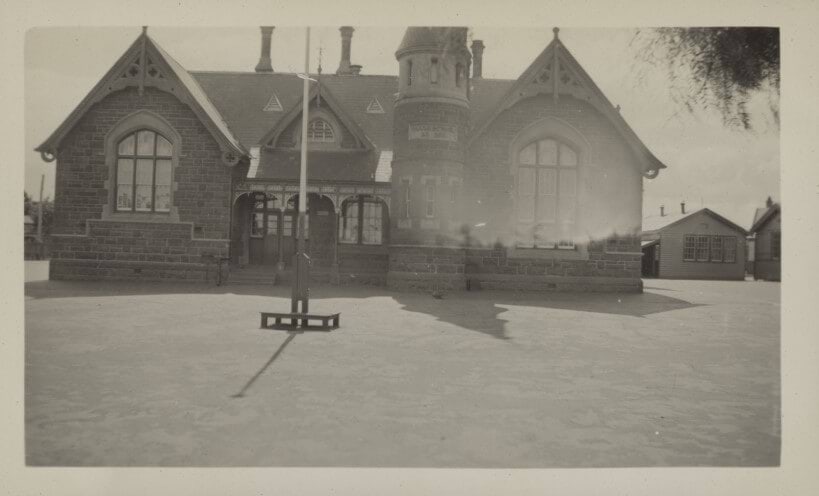 Black and white photograph of the Footscray Primary School building