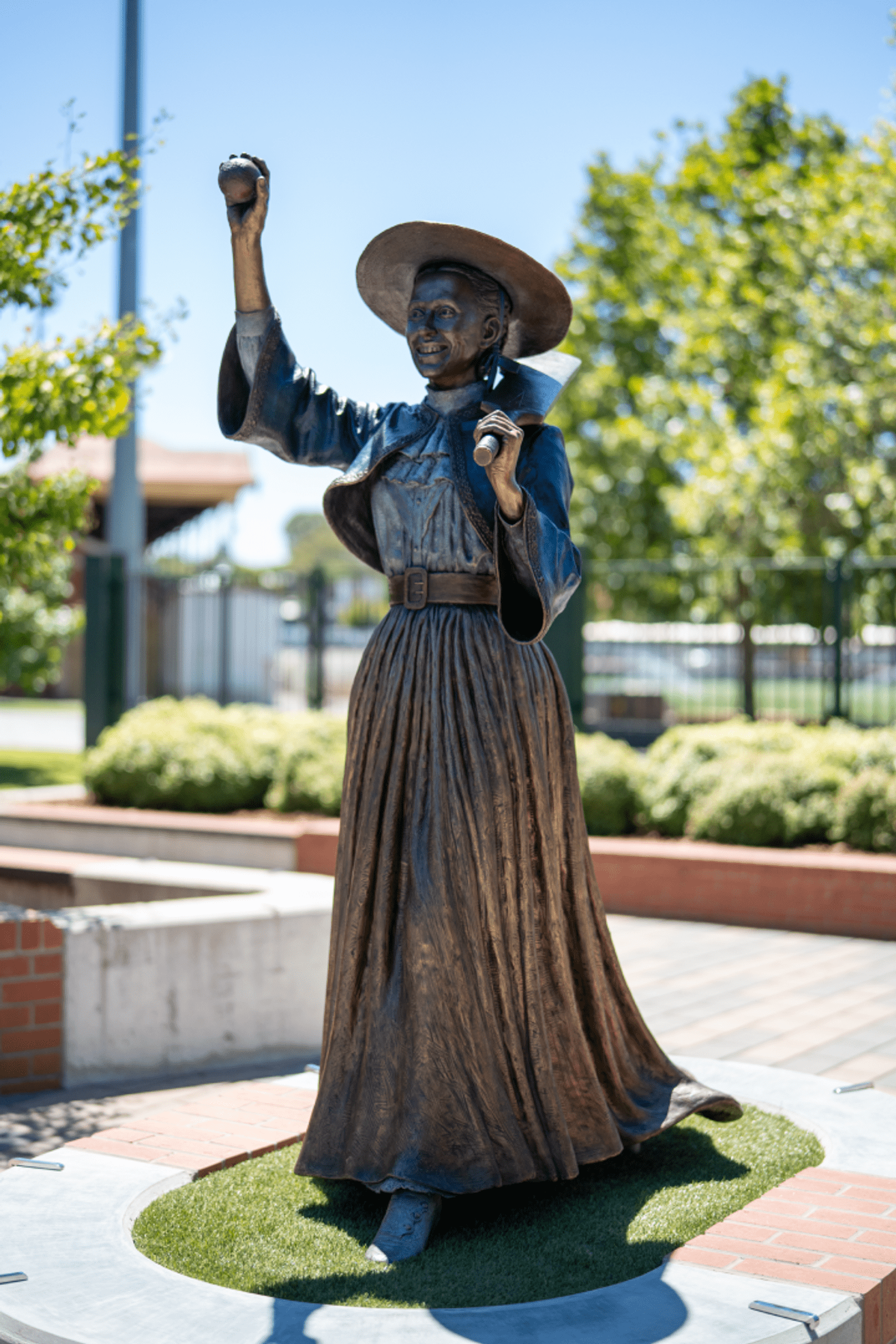 Barbara Rae statue installed at Queen Elizabeth Oval on View St in Bendigo