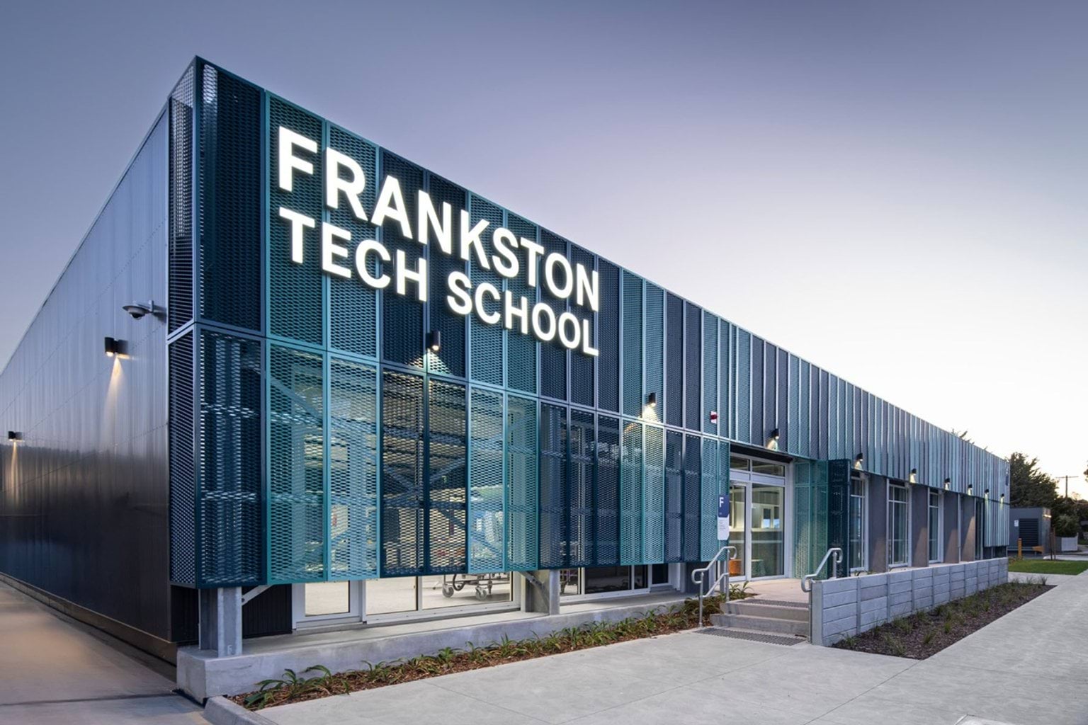 Main entrance to Frankston Tech School.